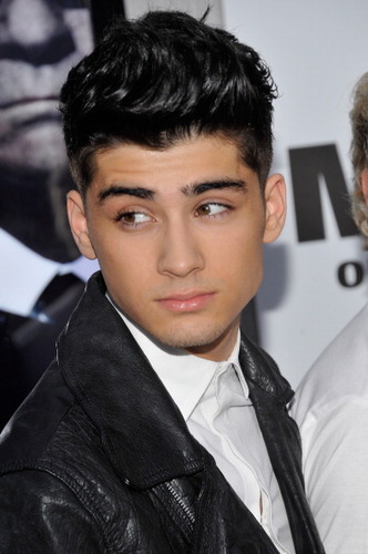 Noticias, facts, novelas, imaginas y todo lo que te puedas imaginar sobre 1D:) ¿A que esperas? Zayn Malik^^ TABLEBREAKER----HAZALIKENILOSA^^ Pide follow back:)