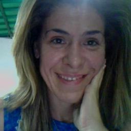 Arquitecto, Planificadora, Diseñadora y Artista... Me gusta la gente inteligente, creativa y original...!