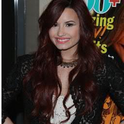 Hello Guys...I'm a Greek Jonatic  Lovatic and Deleasator 
I Love @jonasbrothers  @ddlovato @MikeyDeleasa
Follow me and I'll follow BACK