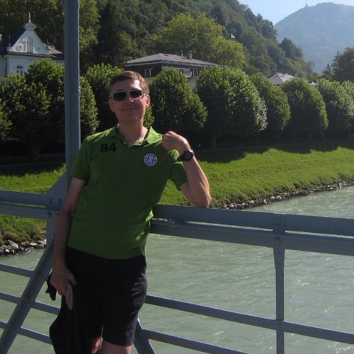 RaymondR2010's profile picture. 