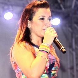 Twitter dedicado a MELHOR Cantora de Forro do Brasil: @_gilmendes_  
Curtam nossa Fan Page: http://t.co/MrW6rx09 
15/12/2012 Recife/PE