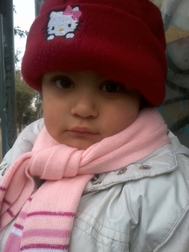 me llamo alondra serey tengo 3 añitos me gusta violetta y soy fans numero 1 de lodovica comello mi hermana me iso este twitter besitos ♥♥♥