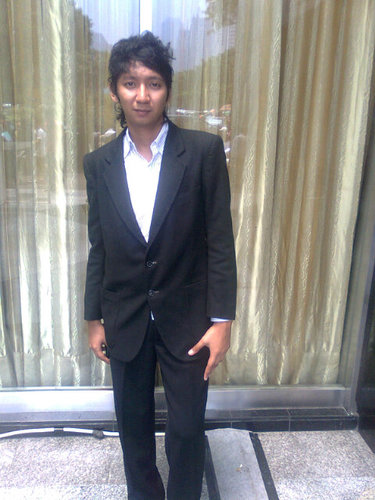 dhoSatriani's profile picture. Like music(burgerkill,j-rock,yngwee malmsteen,joe satriani,dream theater,)like history(muhammad saw,isa as,musa as,yusuf as,judge stalin,hitler,soekarno)