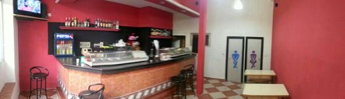 Bar EL FIN DEL MUNDO. Ofertas en Cubos de cerveza, botellas + refrescos, un bar diferente...Ven a conocernos