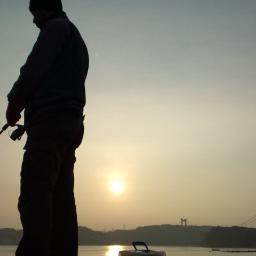 cherry_8mam's profile picture. 人生を変えるもの、それは　ヒト・モノ・カネ・ホン・コトバﾞ。出会った「人」、買った「物」、読んだ「本」、聞いた「言葉」、交換手段の媒介「お金」で人生が変わる。良くも悪くもである。せっかく変わるのなら、良い方向へ変わりたい。一陽来福（ 悪いことが終わってようやくよい方に向かうこと ）を願いつつ、つぶやいていこう。　　　