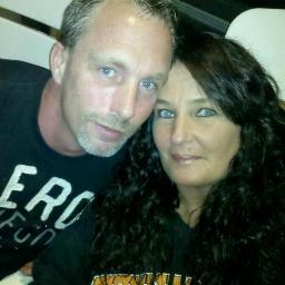 Husband and Wife Team Selling vitamins, supplements, weight loss, energy drinks and so much more. We DONT SPAM or ANNOY and we always FOLLOW BACK