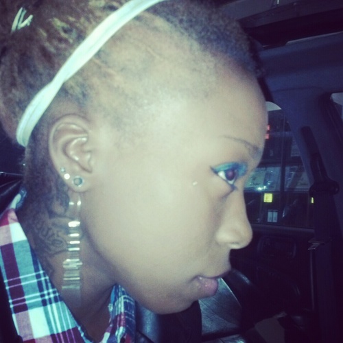 Mention me for a FB! I am a Phoenix- Business Management /Accounting Major| Follow my TWifey @coco305natasha #TeamInked #TeamNoKids #HandstandKilla #ITwerk