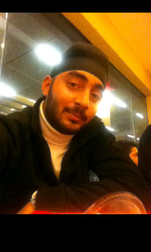 hi frnds
 well abt me m very broad minded and frndly kind of person.i love 2 hang out with my frnds n i hate 2 face people......hope u all like my company