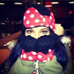 I'm who I'm who I'm Pretty's just a pretty word And I'm gonna shine like a star Cause I'm the only me in this world! Xx