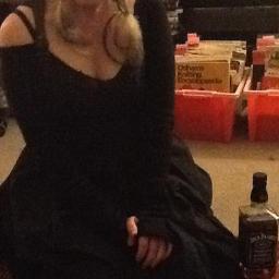 loveinidleknits's profile picture. 