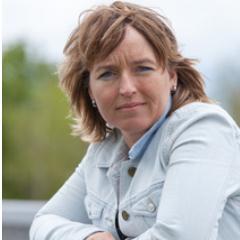 Eigenaar CeeCee, 06-41228441, interimmanager, ontwikkelaar, teamcoach en sparringpartner voor (lokale) overheid. Nuchtere Zeeuwse in midden Nederland