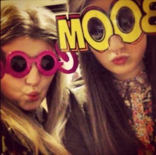 I love my sister shes my idol @elliemetcalfe96