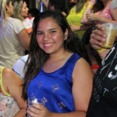 Posso ter cαrαcterísticαs iguαis α mil pessoαs. Porém tenho personαlidαdes diferentes do que quαlquer umα delαs.
