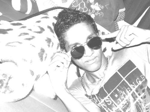 Simplesmente EU.