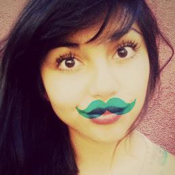 Hola a todos(:
Me llamo Díana, tengo quince años3
Me Gusta Bailar, reír  &todo eso:) si me sigues te sigo:)