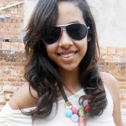 ♪ A Vida é tipo Roda gigante, Então pra que exculacho, hoje voc tá em cima, a amanhã tá em Baixo... ♪♫
