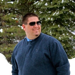 Pro at @Apple Retail. | I tweet about social media, digital marketing/branding, public relations and College Football