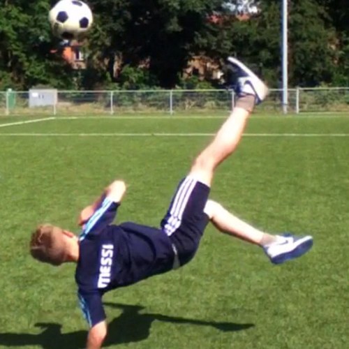 14 jaar / lsvv c1 / jb tl 3g / langedijk / volg me nu maar! Best friends/ cain rob noel sam caner en jesse