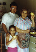 This blog honors my Greek heritage, and my Yiayia Kiki's Kouzina - where we love, laugh, eat, and share recipes.