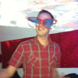 SteveSqueaks's profile picture. Came down from the north, ended up staying! I like funny things, sweets and penguins. Recently stopped smoking...