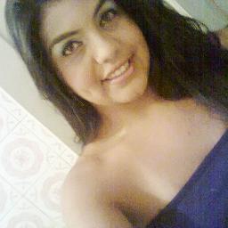 A fé que trago no peito, é a minha garantia, Deus me livre das maldades, me guarde onde quer que eu vá, tô fazendo a minha parte, um dia eu chego lá... ♪♫