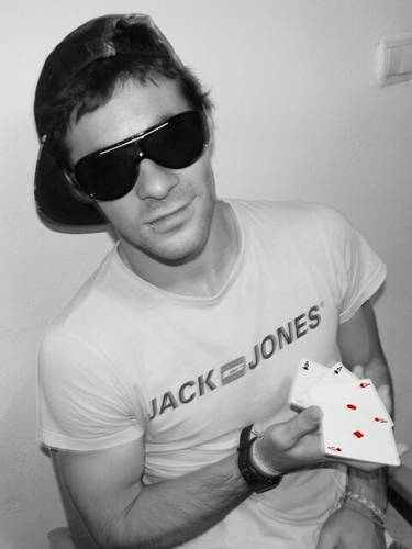 DrakoHoyo's profile picture. 