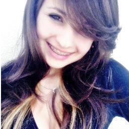 Taurina , 20 anos , Amo muitoo minha irma @isaa_assuncao ,
