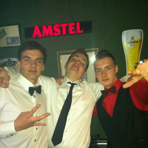 Benjamin_____'s profile picture. Reality is wrong. Dreams are for the real.