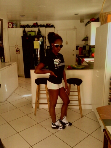 Jazmine's Wifey . Ashley's Bestfriend . Kayla's Blood . Papa's TeeTee . Missy&Tony's Daughter :) Finger F.ck My Follow Button Or Get The F.ck Off My Shid .