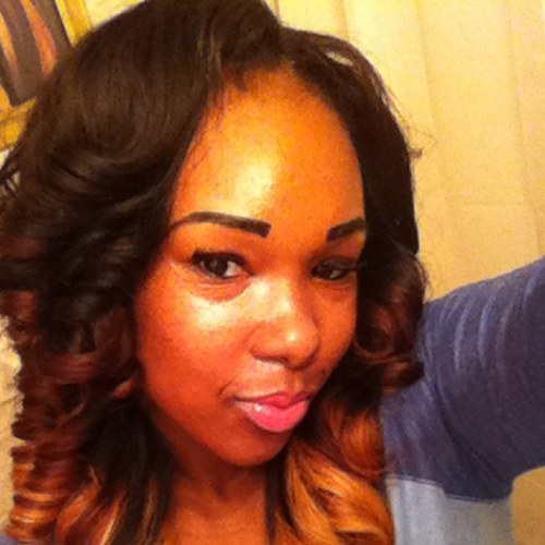 DesirraB's profile picture. THE 1 AND ONLY DESIRRA BANKS LOVES TO HAVE FUN WITH FRIENDS AND FAMILY AND LOVE BEING A GREAT MOM OF 3 MY SON DE'RAYE MY DOG DOLC'E AND MY SHOES...