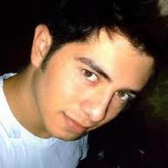 Joven de muchas agallas y sobre todo muchas ilusiones. Amo a mi familia y a mi novia Mar!