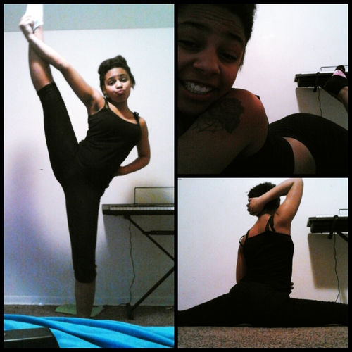 #TeamBiSexual :) Go Follow My Twitter Hubby Ce`Zaun @_RecklessSavage | My Hunns @Tayy_Beautiful | Freaky G @O_T_S_F_A_D_E_D |
