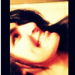 Não tenho tempo pra mais nada, ser feliz me consome muito.
(Clarice Lispector)
