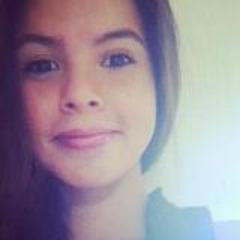Prazer, meu nome é Alice, taurina, muito ciumenta, ee completamente apaixonada por one direction!! quer saber mais?? me siga haha ;3
