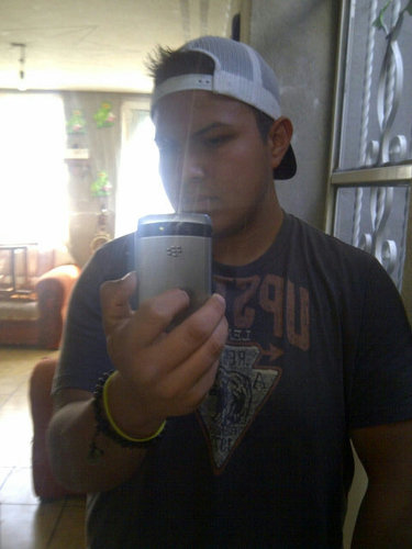 ohrlhandho7's profile picture. Como te explico que me gustas y eres la razón por la cual nunca duermo temprano :3