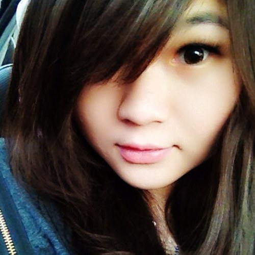 I Love my Father Jesus.. 
i love my family..
and love my friends..

Young and happy is me.. ^^