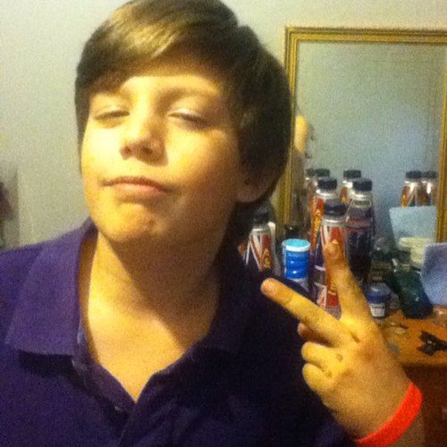 i have just started youtube if you can help me out and suscribe that would be awsome its aiden stent