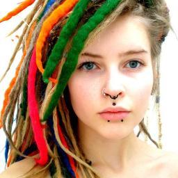 Se a vida fosse bela, todo dia teria sol, todo mar teria onda, toda música seria reggae e toda fumaça faria a cabeça.
Bob Marley