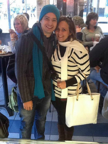 joseandresrivas's profile picture. Tengo la certeza de que estan a 9 metros en una dimension mas rapida !!! Pues yo creo en ti mi DIOS