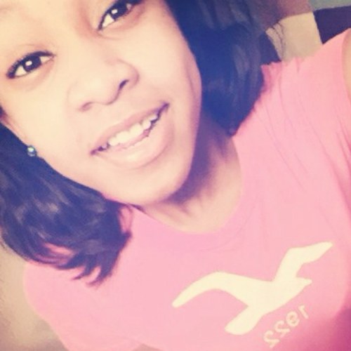Capricorn (: Dancer (: And I'm Outgoing ^_^ Sooo Follow Mee