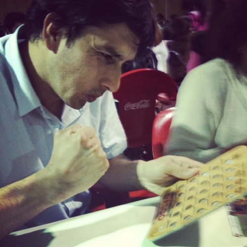 MarceloLeonH's profile picture. Jeringofóbico, perdedor en bingos solidarios, navalino de corazón y escritor frustrado.