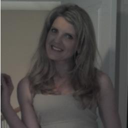 Attorney, beauty product junkie and lover of America’s national parks. Determined to achieve work-life balance and to live fearlessly!