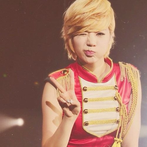 96lineよじゃ＊ 韓国だいすきなんです super junior boyfriend shinee tvxq snsd exo myname sistar ss501とかとかほんとにだいすきです(((o(*ﾟ▽ﾟ*)o)))基本雑食 cross gene btob勉強中(((o(*ﾟ▽ﾟ*)o)))