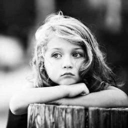 zozoali45h's profile picture. جنَۆنّ ﺎلصمَتُ هو ﺈنّ تگۆنً مبتسُمًا ۆﺎنَتْ تتُألمّ ٭