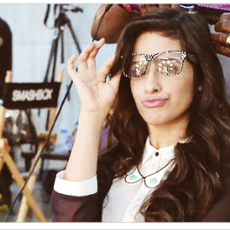 curlthatquiff's profile picture. #bravery. 
i'm in love with 1D and 5h3