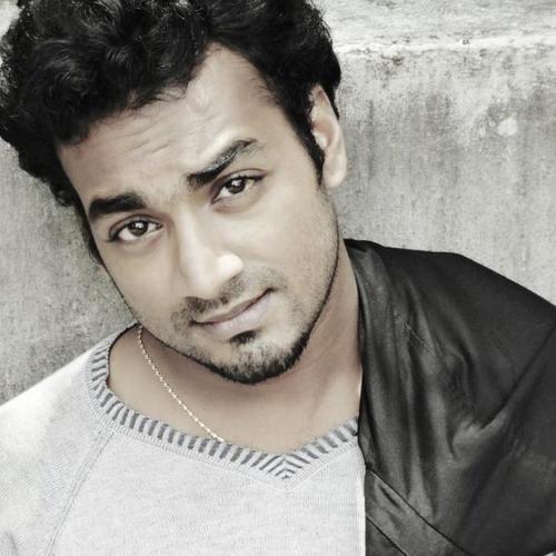 yaduwazzup's profile picture. Indian 🇮🇳 Mallu😎Film dreamer🎥Story writer 🎬 Dancer🎩Eventmanager🎭 Traveller🚶🏻 Animal lover 🐕🐇🐈🐅Yoga&Meditation🌄🙏🏻kovalam beach🌊