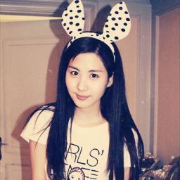 SeosGG's profile picture. [9/9 genies] [@SicasGG @YuulsGG @YoongsGG @TiffsGG @taengsGG]