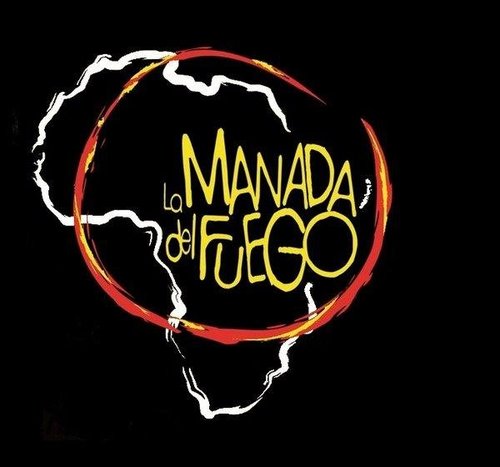 Percussioni e fuoco, per spettacoli che creano un mix emozionate tra musica tradizionale africana ed esibizioni di fuocoleria