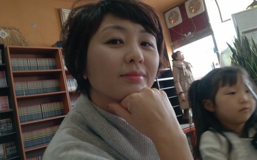 shy122400's profile picture. 