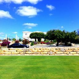 Croquet in the Sun! Over looking white sandy beaches, private members club surrounded by 14 acres of tropical gardens. Accommodation, Bistro, Pool, Bar.